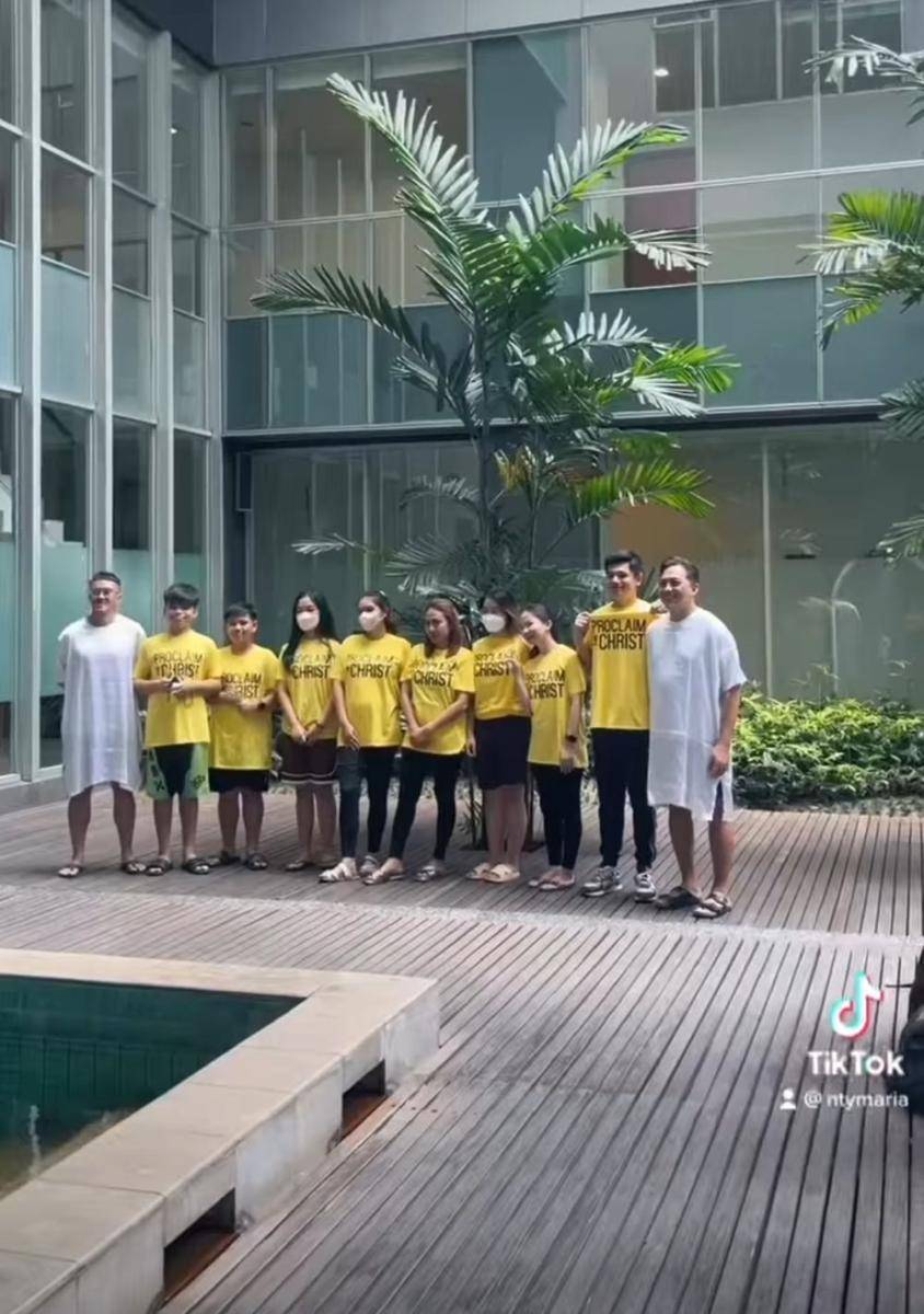 Rayn Wijaya pacar Ranty Maria dibaptis (TikTok.com/ntymaria)