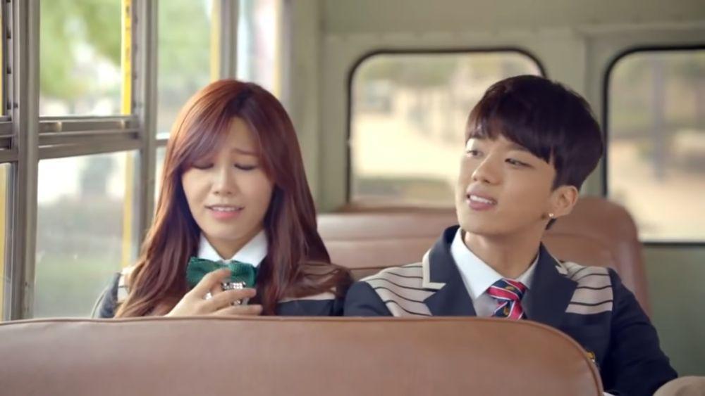 cuplikan MV "Mini" dari Apink dan B.A.P (youtube.com/스쿨룩스)