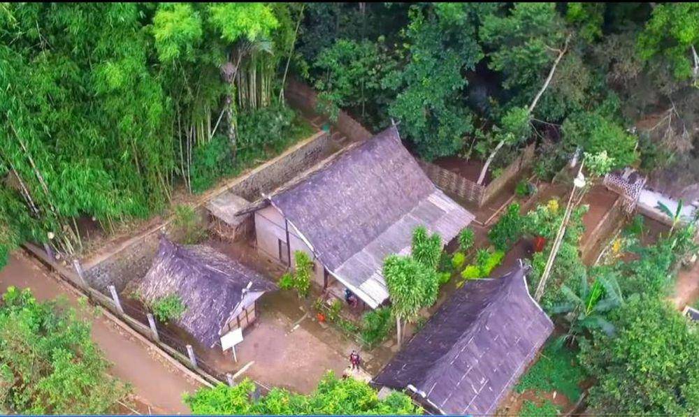 Situs Budaya Ciburuy di Garut (kemdikbud.go.id)