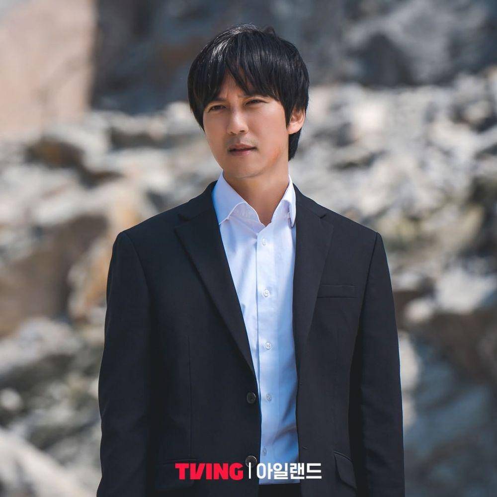 Kim Nam Gil di drama Island 2 (instagram.com/tving.official)