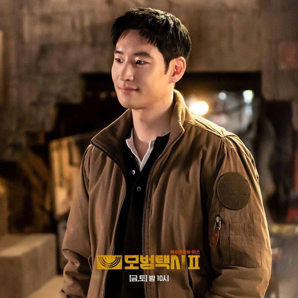 Lee Je Hoon di drama Taxi Driver 2 (instagram.com/sbsdrama.official)