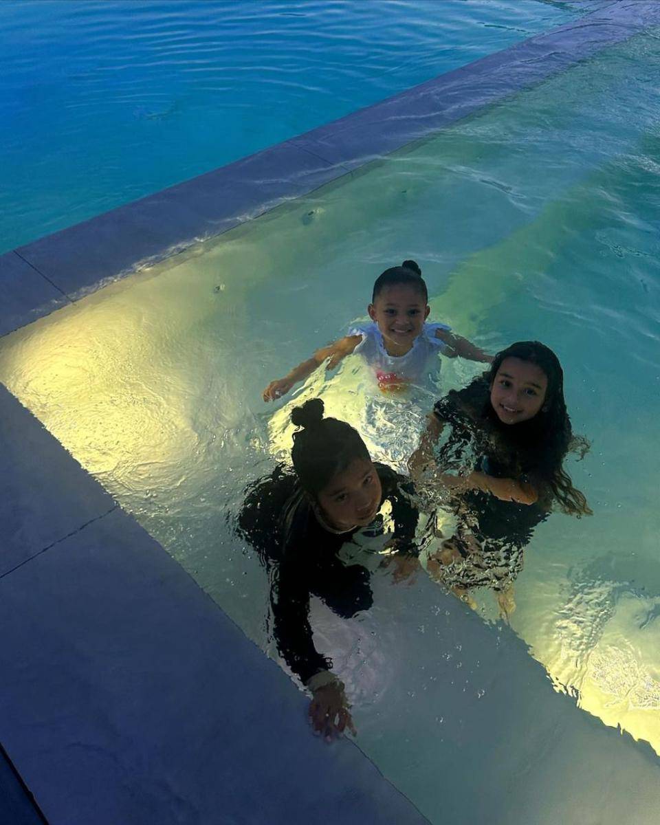 potret perayaan paskah Kylie Jenner (instagram.com/kyliejenner)