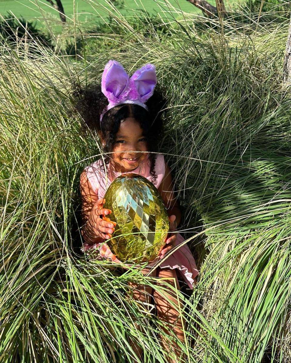 potret perayaan paskah Kylie Jenner (instagram.com/kyliejenner)