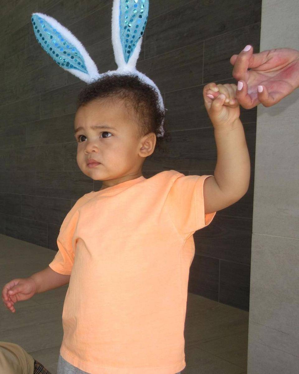 potret perayaan paskah Kylie Jenner (instagram.com/kyliejenner)