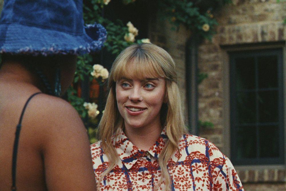 14 Musisi Jadi Kameo dalam Serial Hollywood, Ada Billie Eilish!