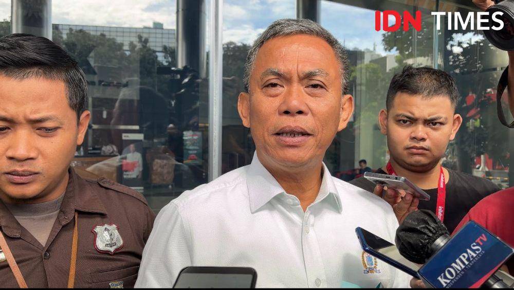 Ketua DPRD DKI Jakarta Prasetyo Edi Marsudi di Gedung Merah Putih KPK (IDN Times/Aryodamar)