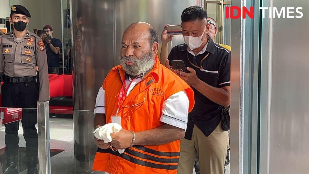 Gubernur nonaktif Papua Lukas Enembe (IDN Times/Aryodamar)