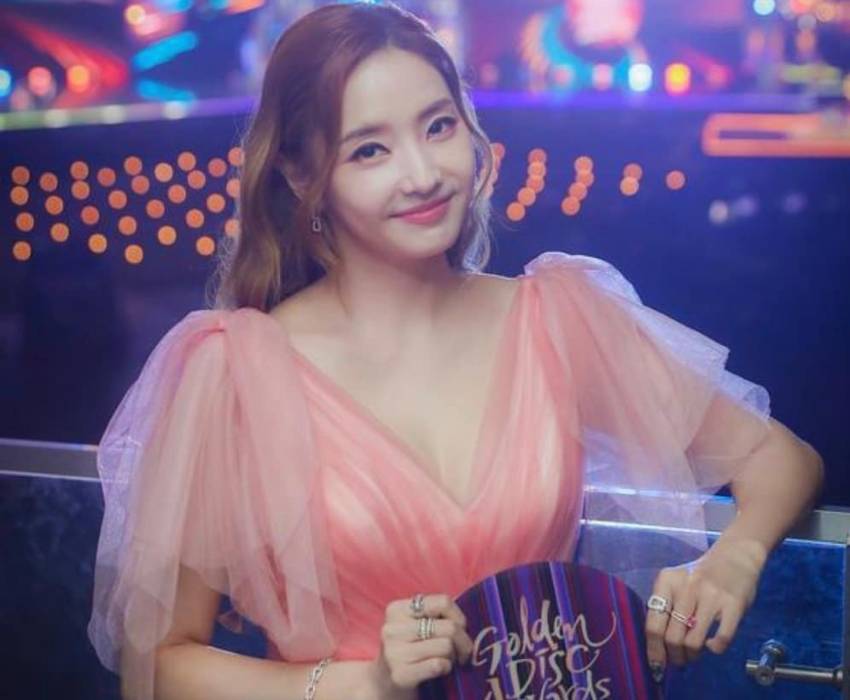 Aktris Han Chae-young (instagram.com/han_chae_young_)