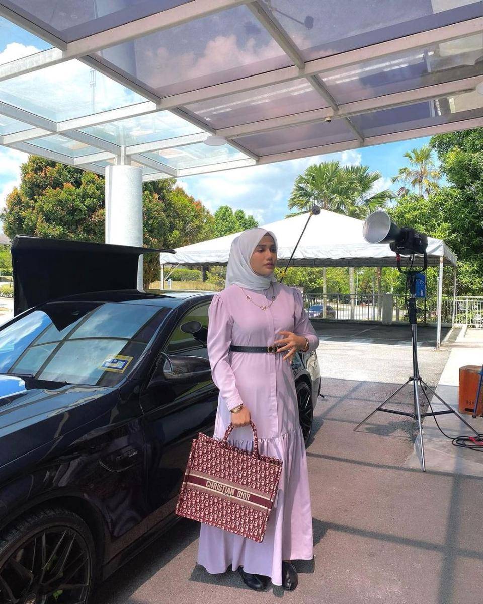 Gaya bukber ala Yuna Zainal (instagram.com/yuna_zainal)