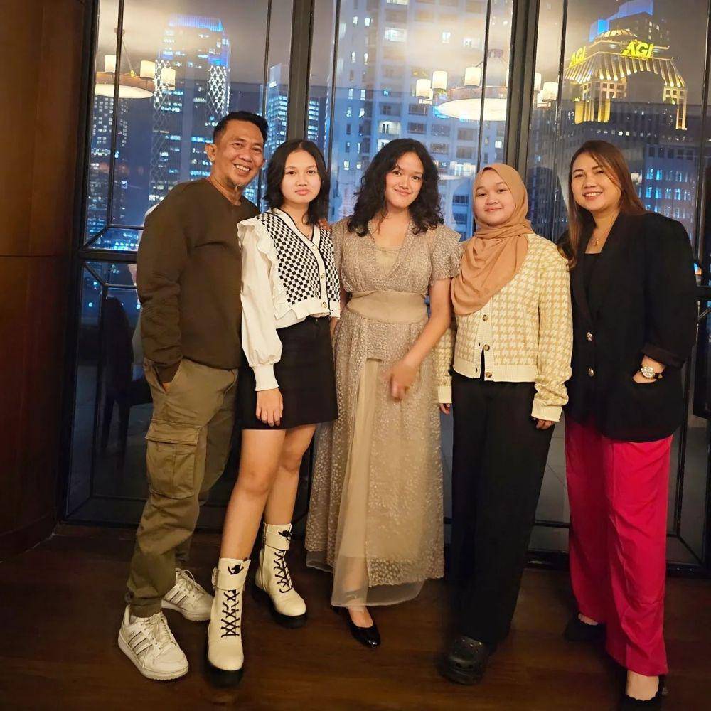 momen ulang tahun anak Ussy Sulistiawaty (instagram.com/ussypratama)