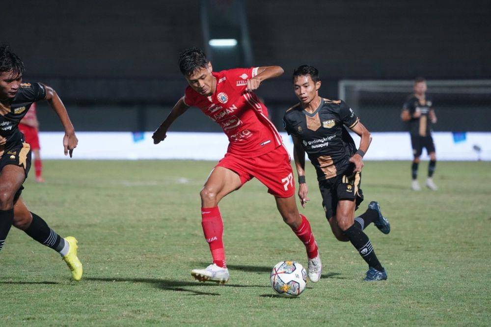 Dony Tri Pamungkas saat membela Persija melawan Dewa United di Stadion Indomilk, Senin (10/4/2023). (Dok. Persija).