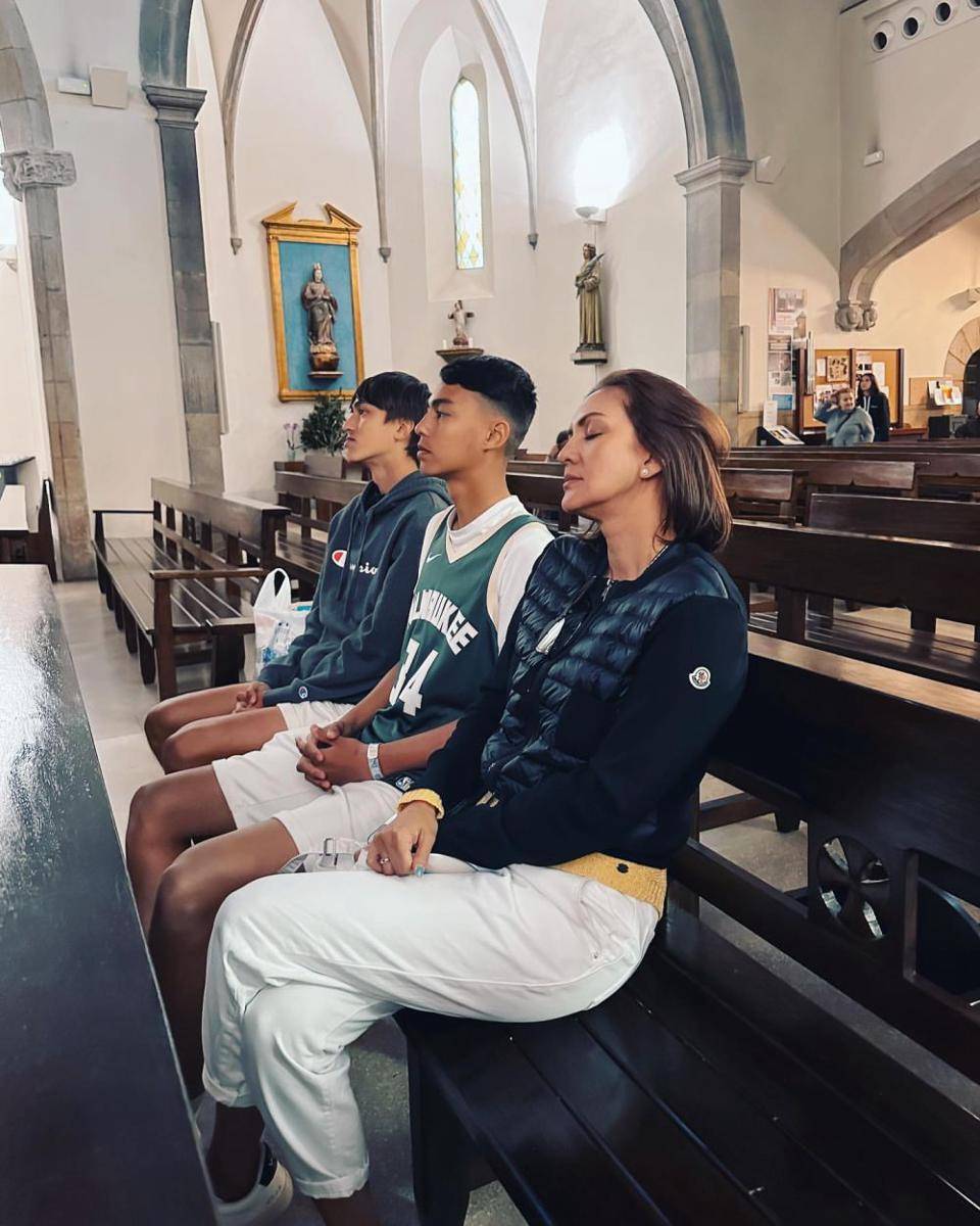 potret Donna & Darius jenguk anak di Akademi Sepak Bola (instagram.com/dagnesia)