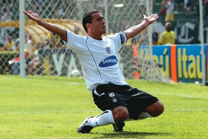 Carlos Tevez (twitter.com/Corinthians)