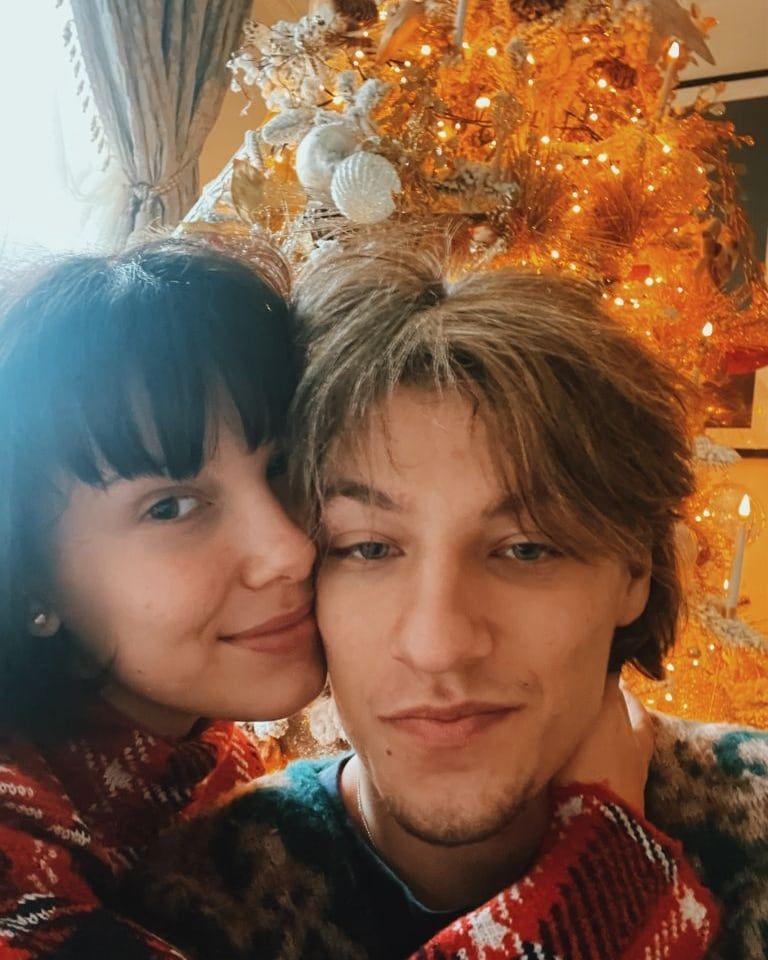 potret Millie Bobby Brown dan Jake Bongiovi (instagram.com/milliebobbybrown)