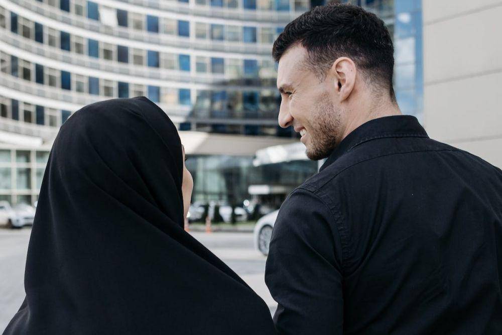Pasangan Muslim (pexels.com/Vlada Karpovich)