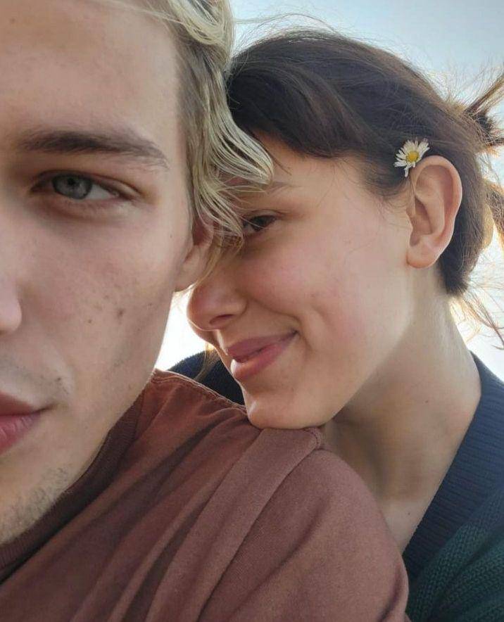 potret Jake Bongiovi dan Millie Bobby Brown (instagram.com/jakebongiovi)