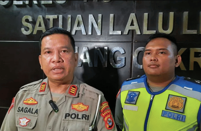 Kanit Gakum Satlantas Polresta Tangerang AKP Sitta Mardonga Sagala. (Antara/Azmi Samsul Maarif)