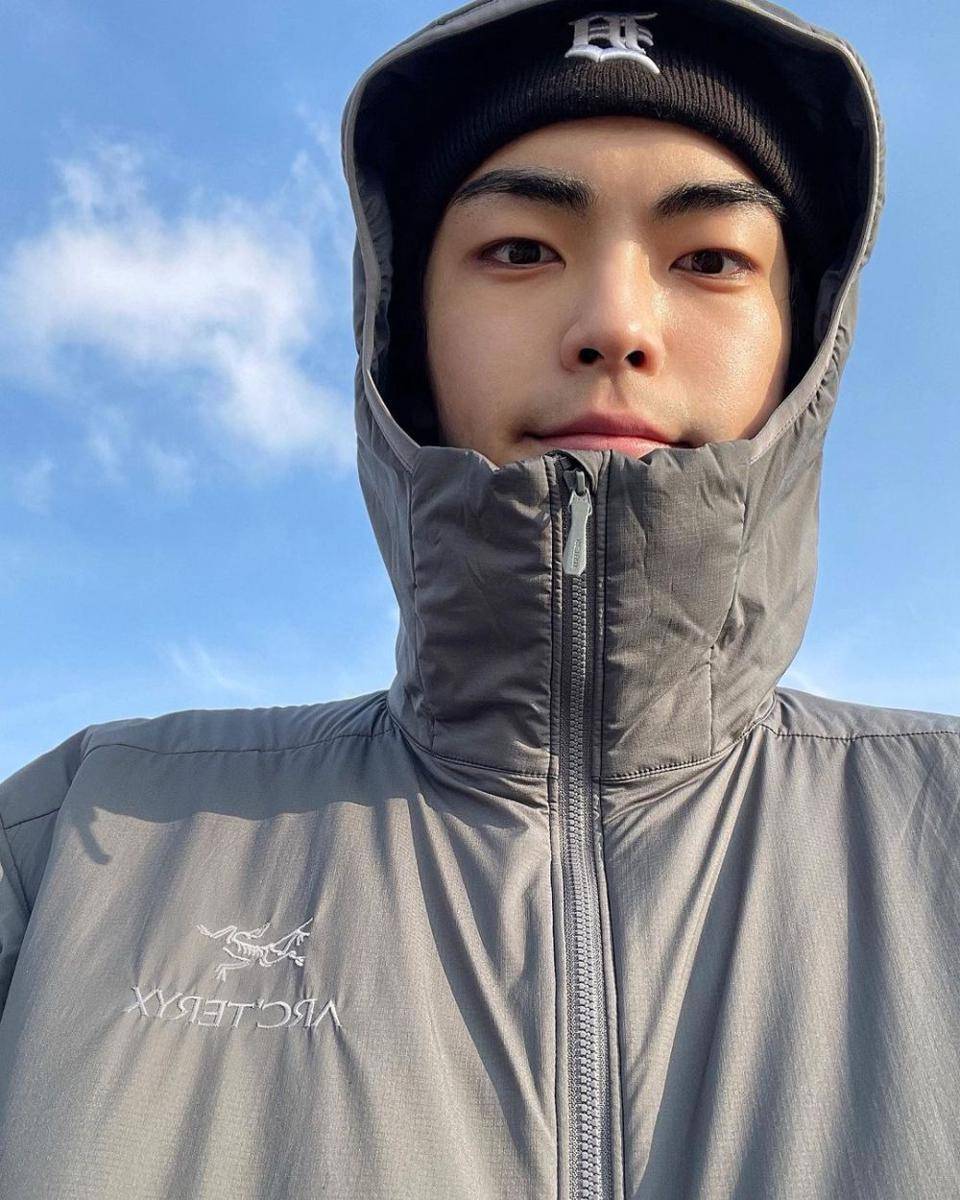 Kim Su Gyeom (instagram.com/su_gyeom_)
