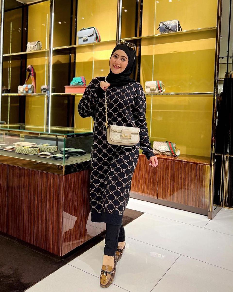 OOTD hijab bukber ala Meggy Wulandari (instagram.com/meggywulandari_real