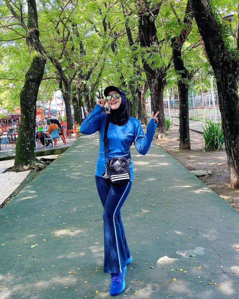 OOTD hijab bukber ala Meggy Wulandari (instagram.com/meggywulandari_real
