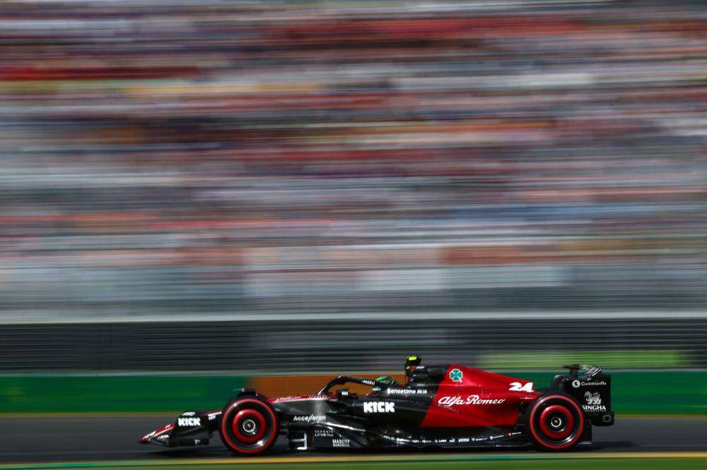 Zhou Guanyu saat mengikuti balapan GP Australia 2023. (twitter.com/alfaromeostake)