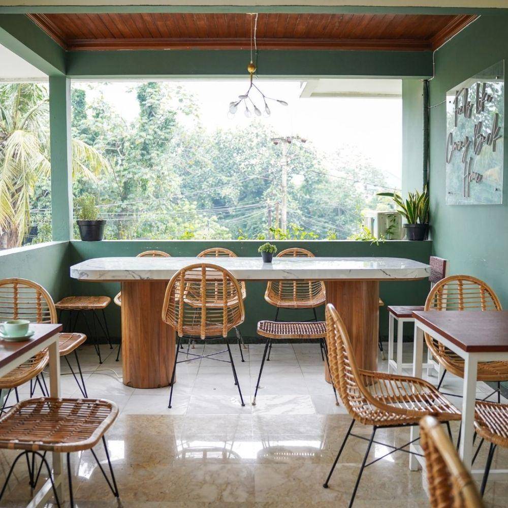 Naqy's Cafe & Bakery (instagram.com/naqys.cafe)