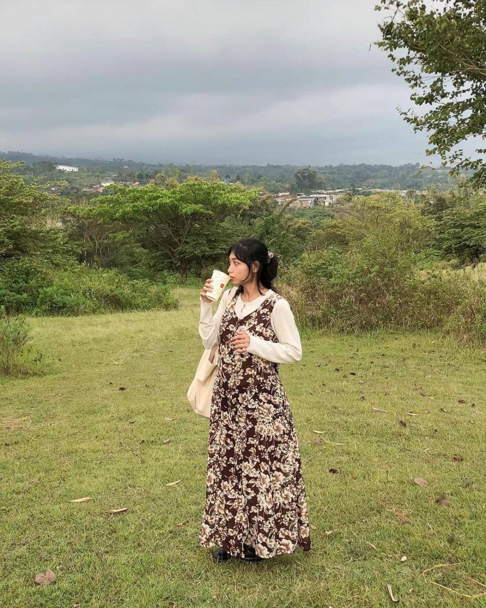 OOTD Lebaran simple (instagram.com/avindayp)
