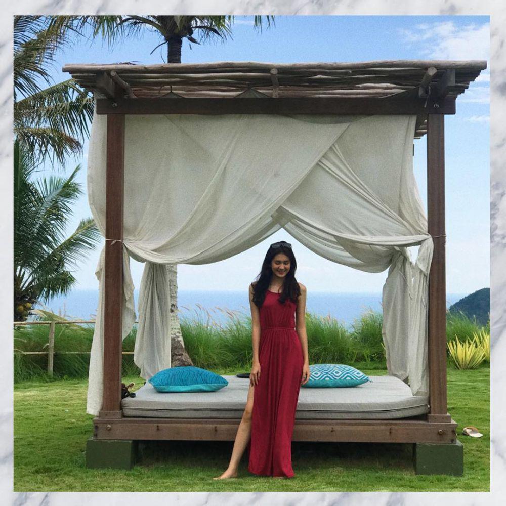Zoe Abbas Jackson (instagram.com/zoeabbasjackson/)