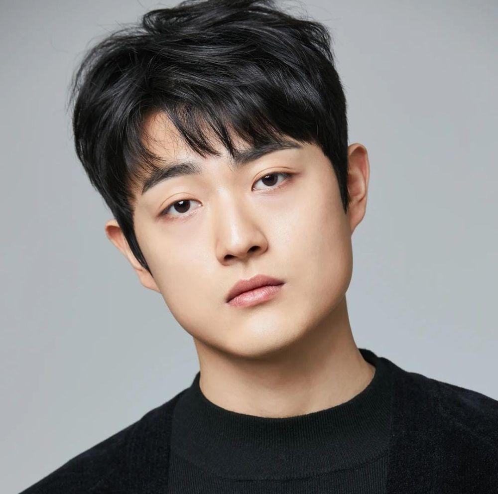 Jang Sung Bum (instagram.com/jang_sb_x_19950718)