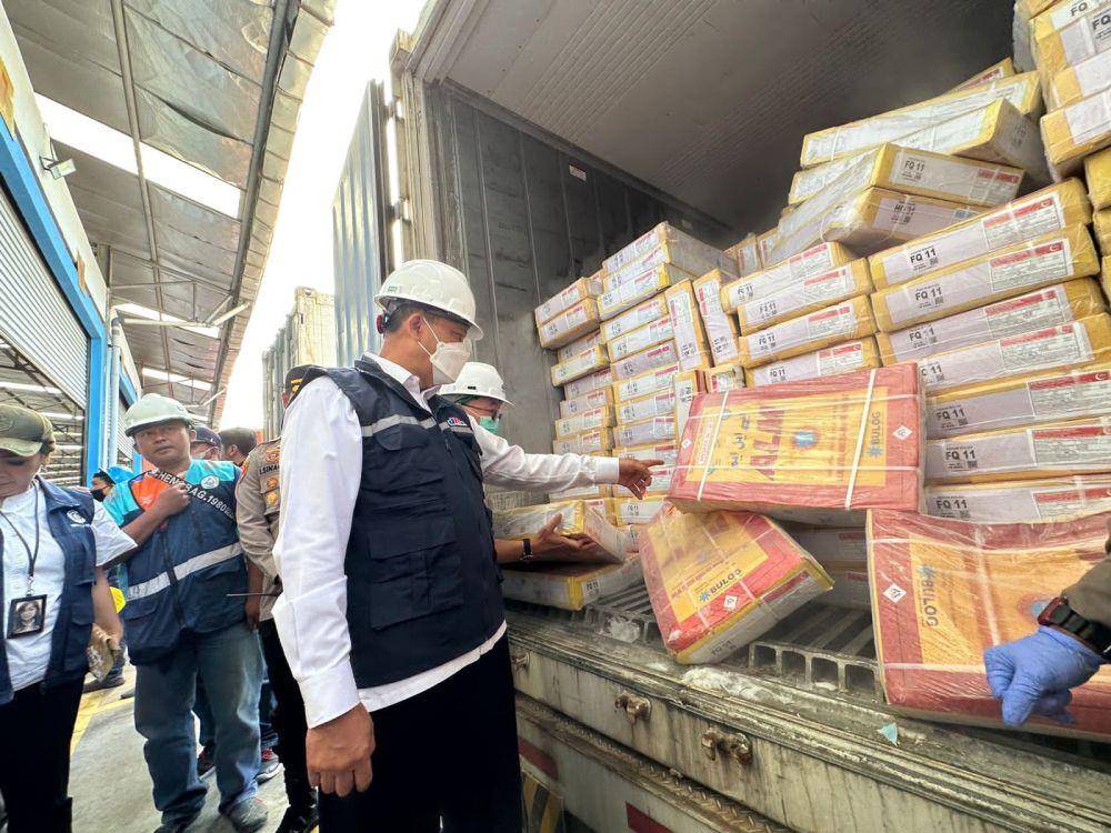 Perum Bulog impor 100 ribu ton daging kerbau beku. (dok. Perum Bulog)