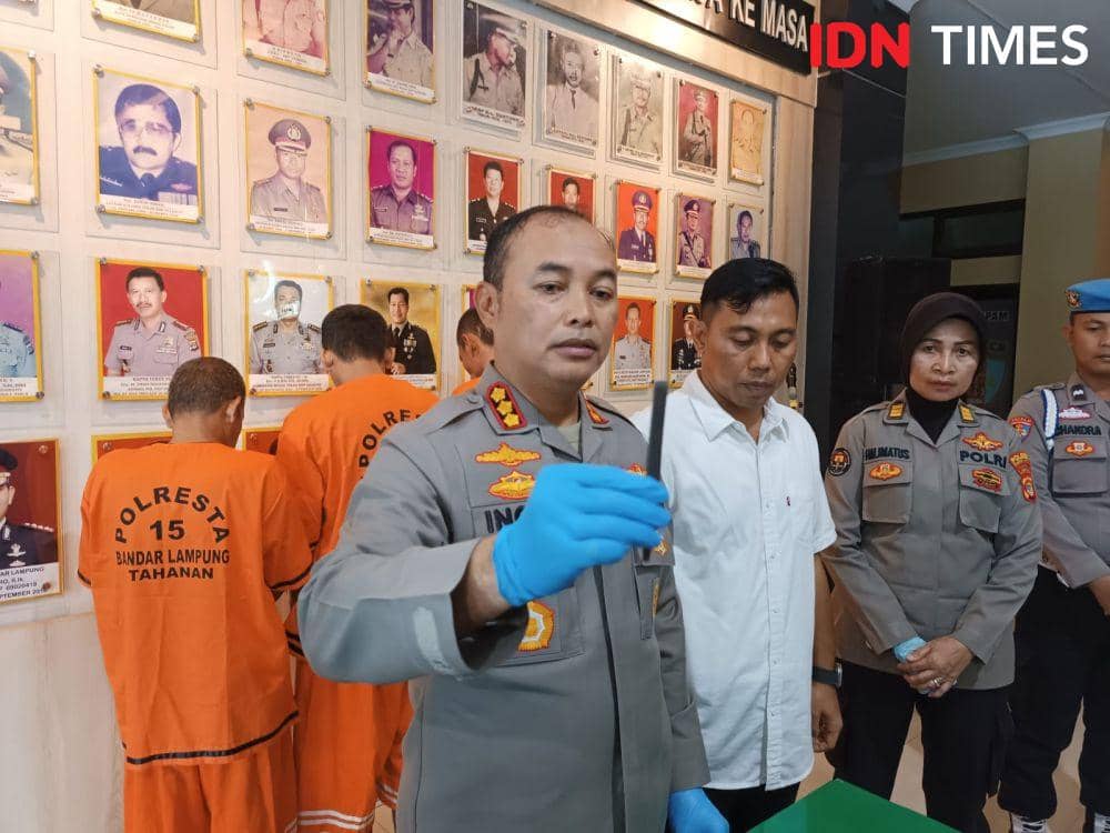 Ungkap kasus Polresta Bandar Lampung terhadap komplotan pencurian modus pecah kaca mobil. (IDN Times/Tama Yudha Wiguna).