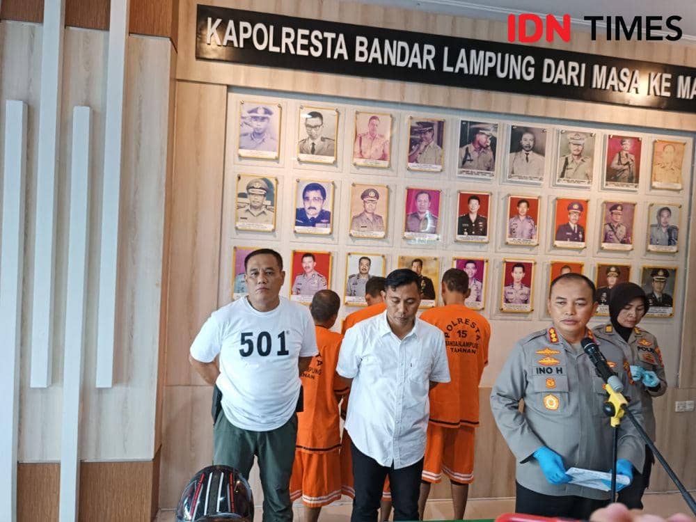 Polisi Ciduk Komplotan Pencuri Pecah Kaca Rp800 Juta di Bandar Lampung