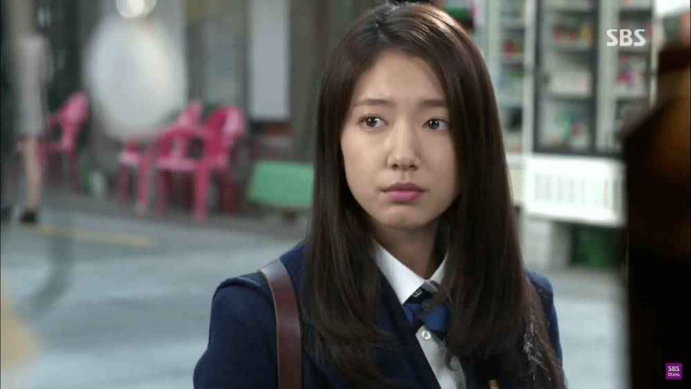Park Shin Hye di drama The Heirs (youtube.com/SBS Drama)