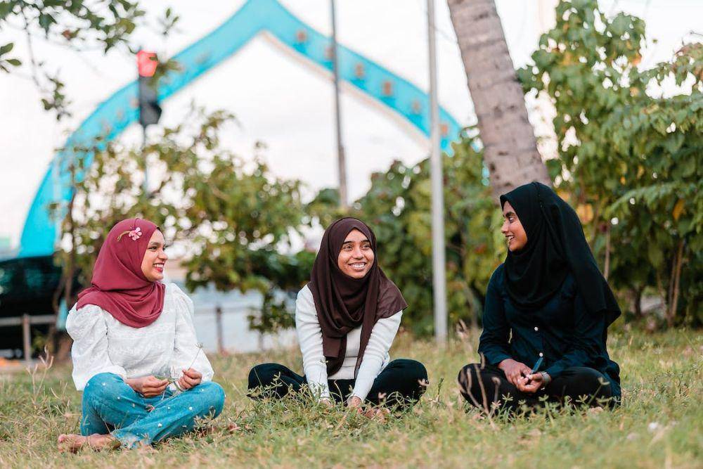 ilustrasi persaudaraan (pexels.com/Asad Photo Maldives)