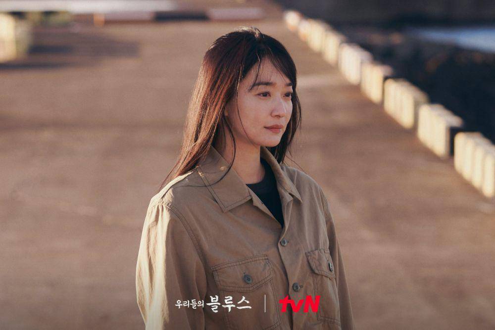 potret Shin Min Ah di Our Blues (dok. tvN)