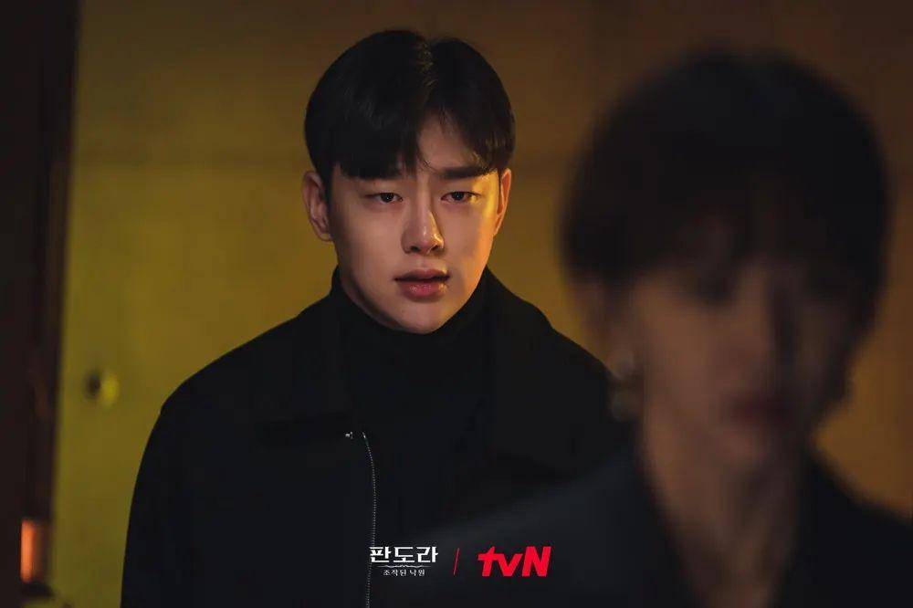 Kwon Hyun Bin (instagram.com/komurola/)