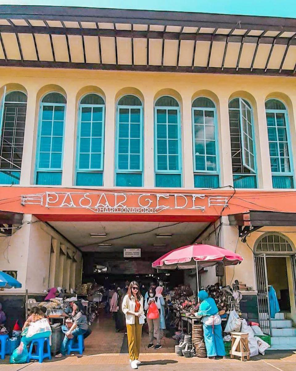 Pasar Gede (instagram.com/_eve_sharon)