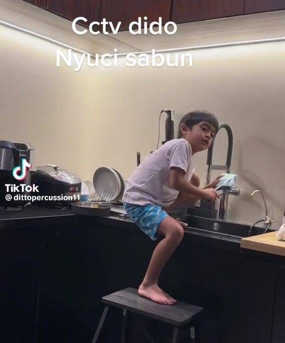 Sekala (TikTok.com/dittopercussion11)