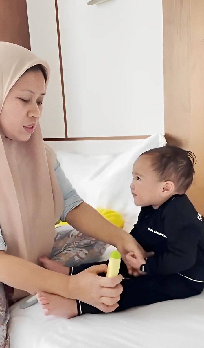 potret Rayyanza mandi (instagram.com/videoladygigi)