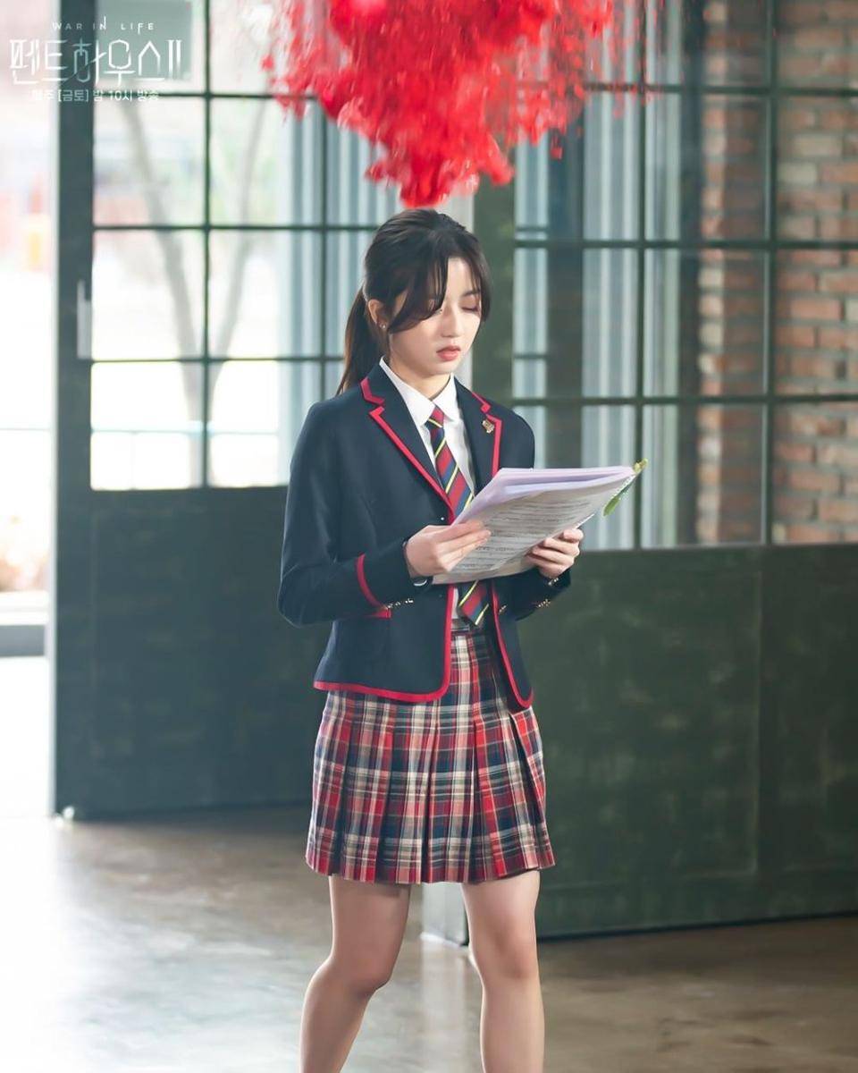 karakter Bae Ro Na di drama Penthouse (instagram.com/sbsdrama.official)