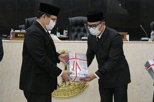 Pemda Provinsi Jawa Barat mendapatkan opini keuangan wajar tanpa pengecualian (WTP) untuk kesepuluh secara beruntun dari Badan Pemeriksa Keuangan (BPK). (Dok. Pemprov Jabar)