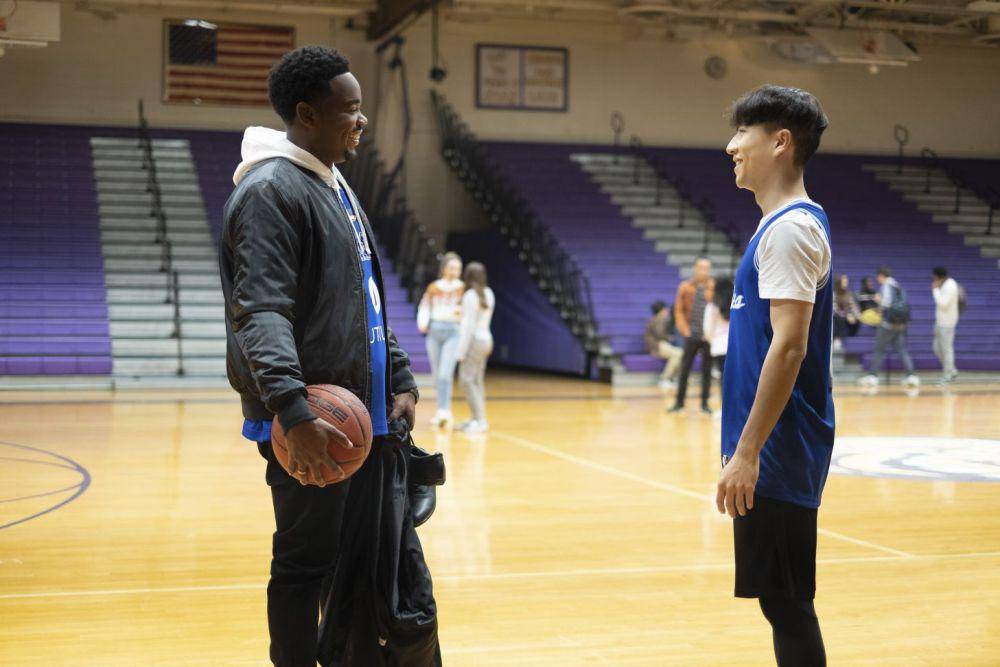 adegan dalam film Chang Can Dunk (dok. Walt Disney Pictures/Chang Can Dunk)