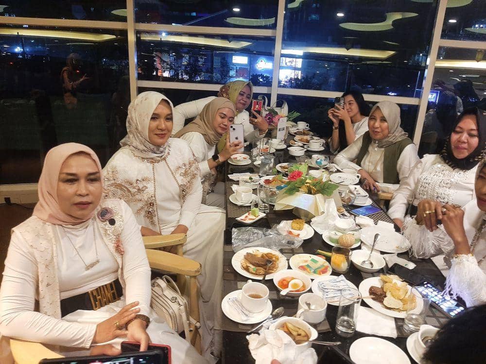 Suasana berbuka puasa warga Kota Banjarmasin