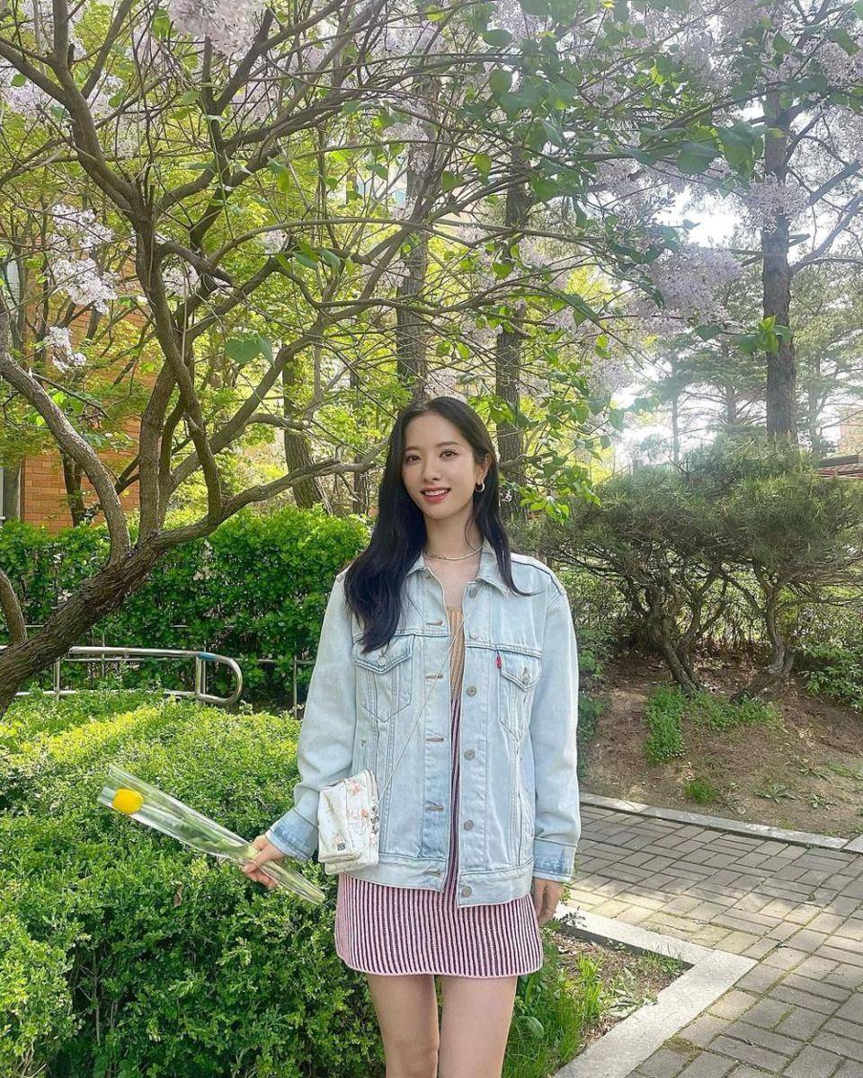Bona WJSN (instagram.com/bn_95819)