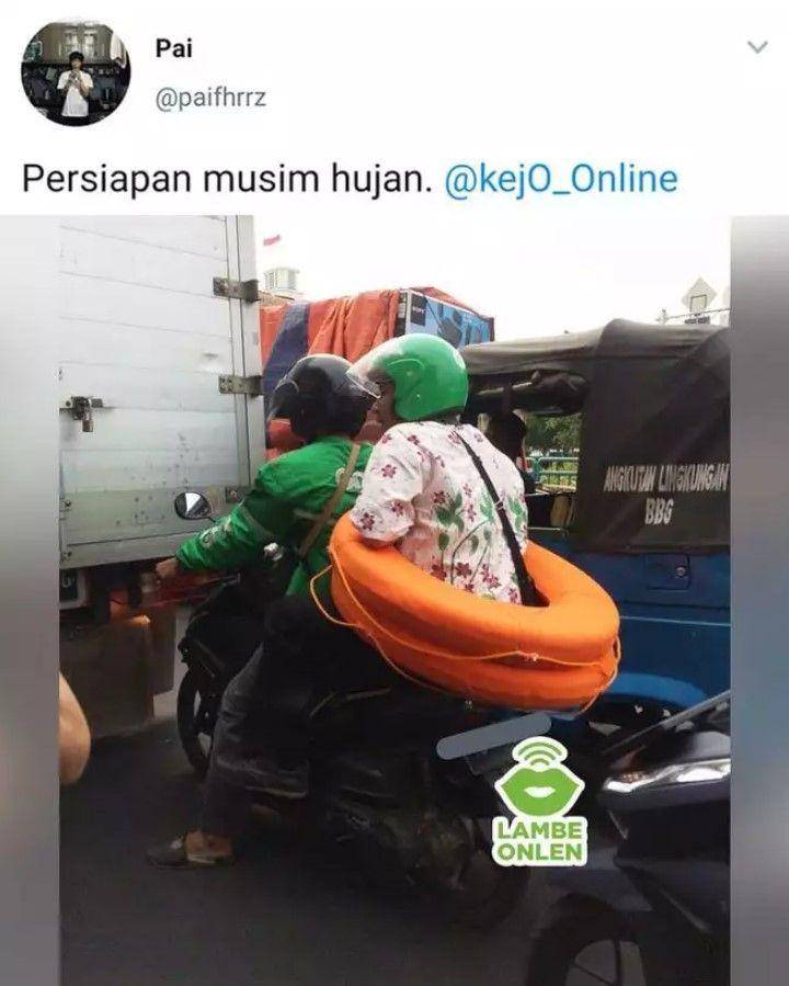 ojol dapat penumpang bawa barang (twitter.com/paifhrrz)