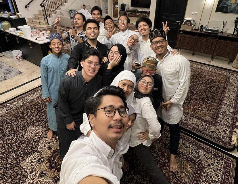 momen buka puasa bersama denga keluarga besar Atta Halilintar (instagram.com/attahalilintar)