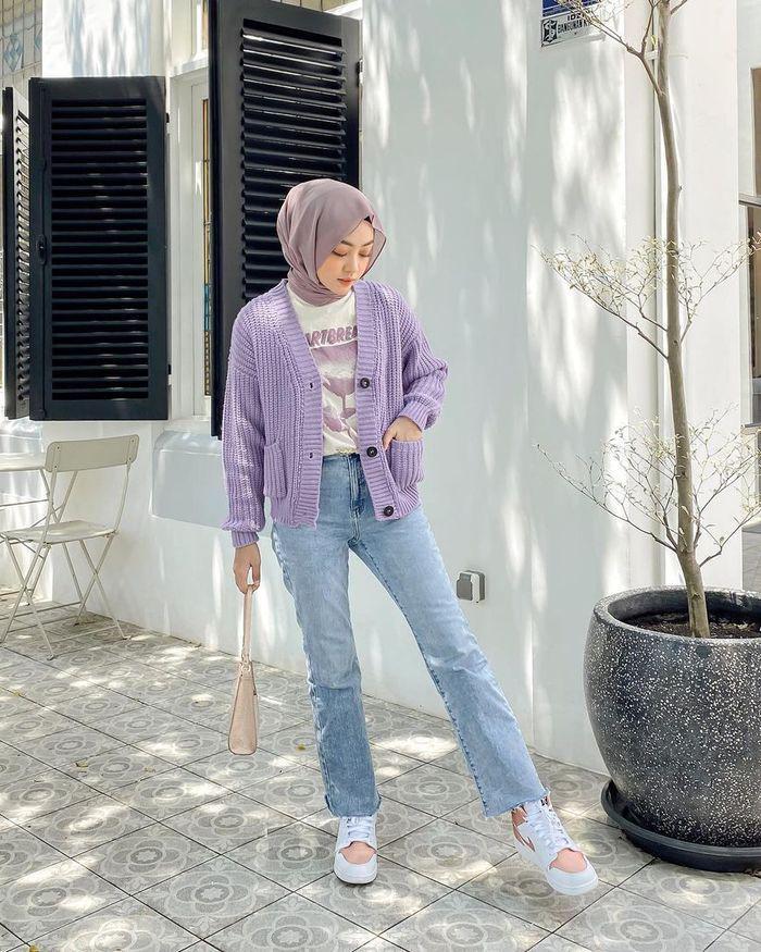outfit kardigan rajut (instagram.com/meiraniap)