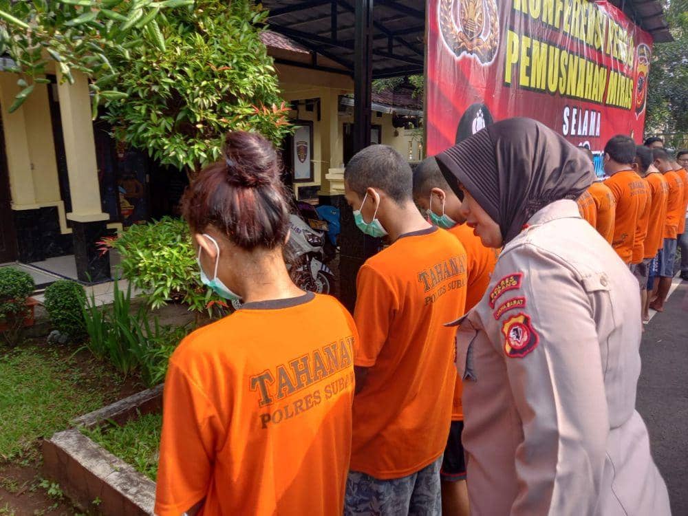 Berdalih Hidupi Anaknya, Ibu Muda di Subang Edarkan Narkoba