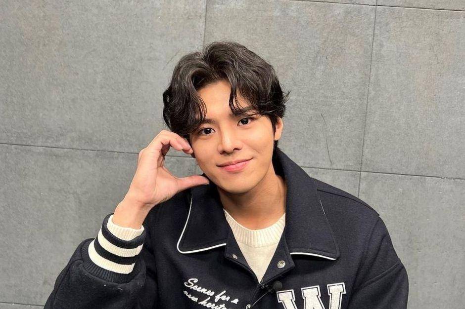 Ryeo Un (twitter.com/RYEOUN_JP)