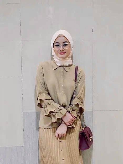 outfit hijabers (instagram.com/dindahw)